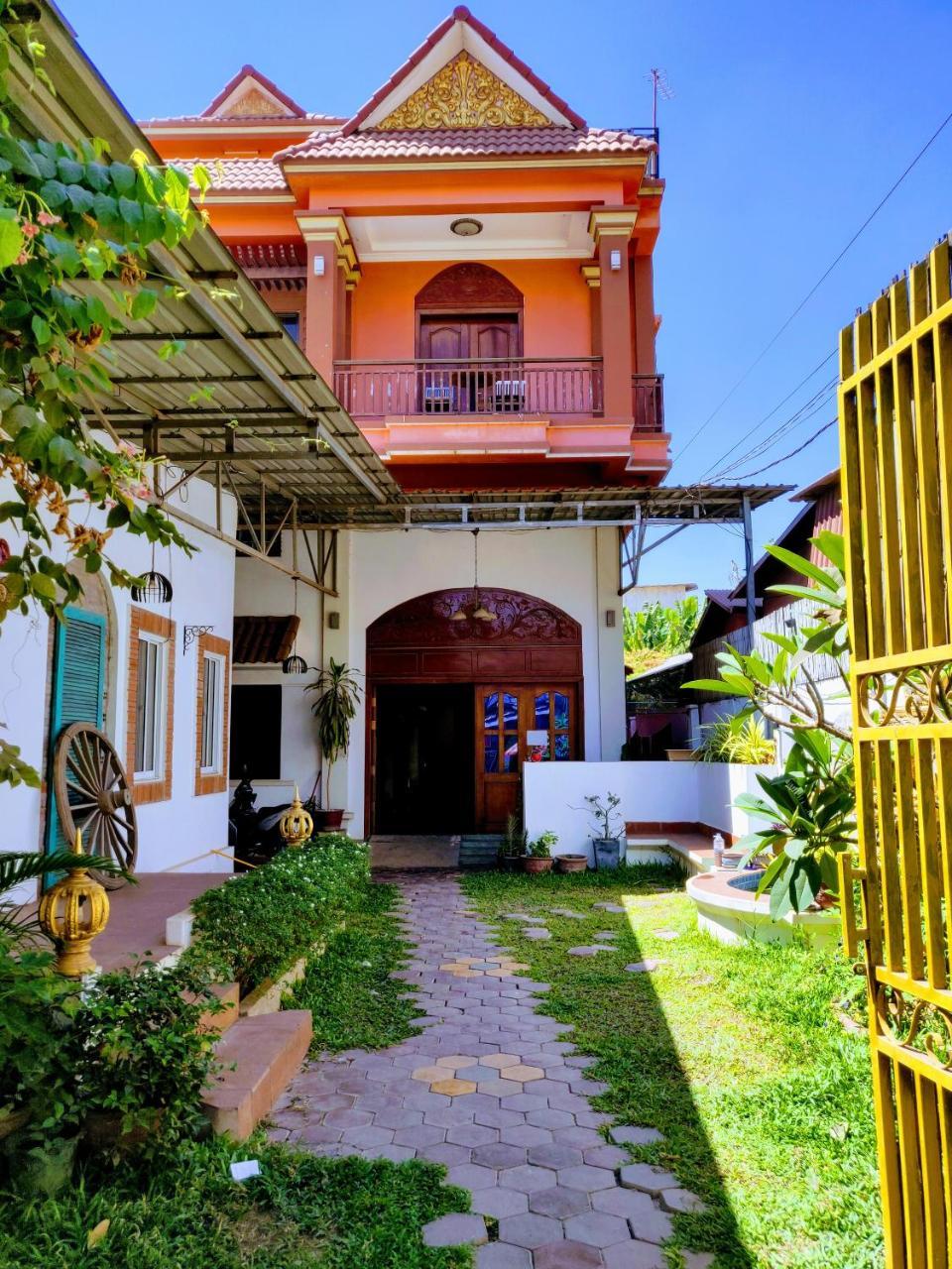 The Cashew Nut Villas Сіємреап Екстер'єр фото